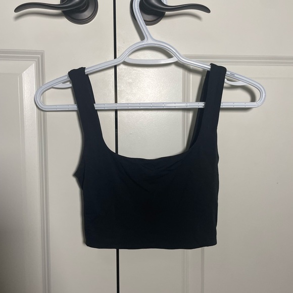 Aritzia Babaton Crop Top Tank Black Contour Material XXS - Picture 1 of 4